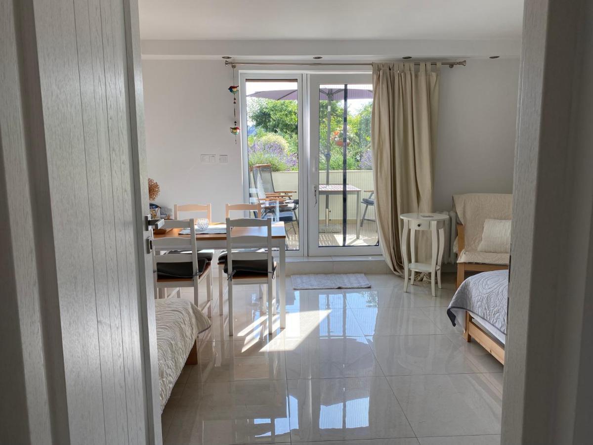Apartament " Pod Niebieskim Pagajem " Мронгово Экстерьер фото